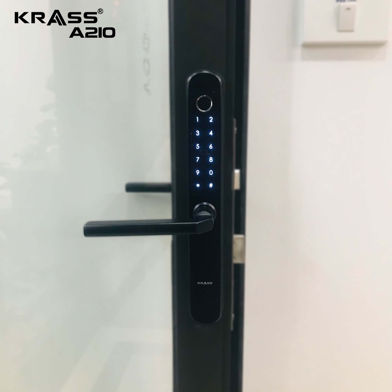 Lắp đặt khóa vân tay Krass A210 1